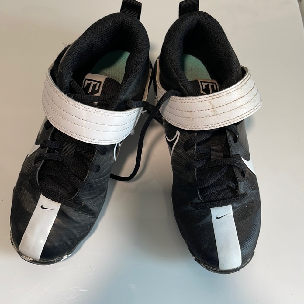 Baseball kids cleats